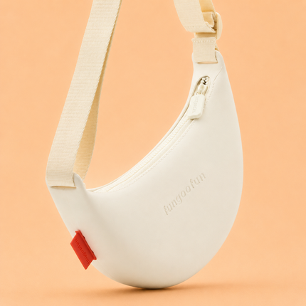Banana_Bag_white_4
