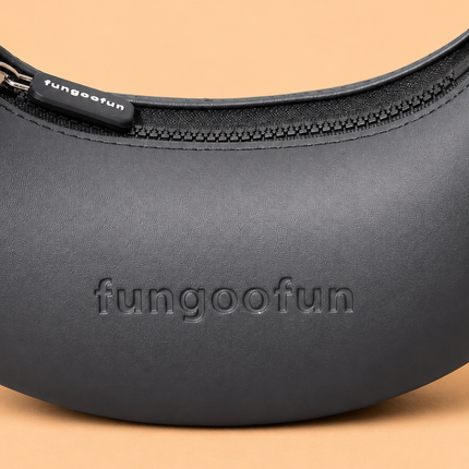 Hello_Kitty_Black_5