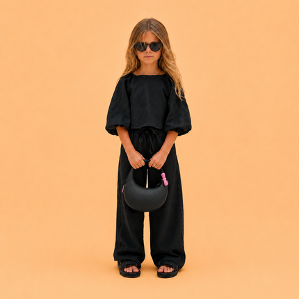 Hello_Kitty_Black_handbag