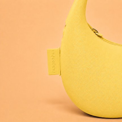 Hello_Kitty_yellow_2