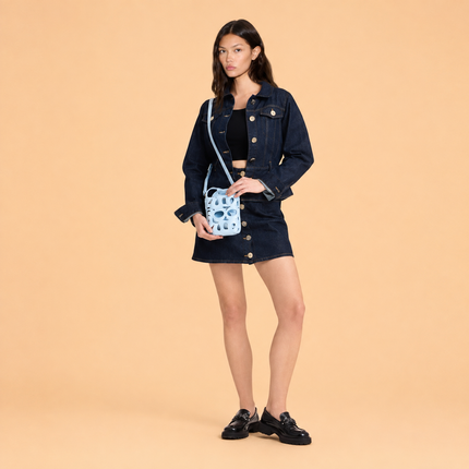 Letter_Bag_blue_model